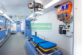 اتوبوس آمبولانس یا آمبولانس‌های سیار؛ کدام گزینه برای مراکز اورژانس بهتر است؟